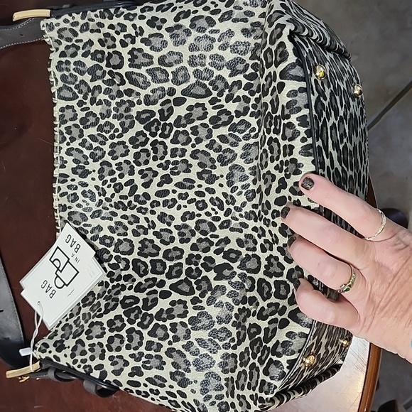 Jen & Co Handbag Leopard Print - Picture 2 of 4